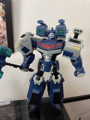 Transformers animated ultra - transformers,