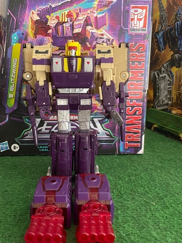 Transformers legacy blitzwing - transformers,